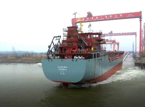 蕪湖造船廠8000噸級成品油船下水